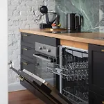 19 Century Heritage 2+2 *