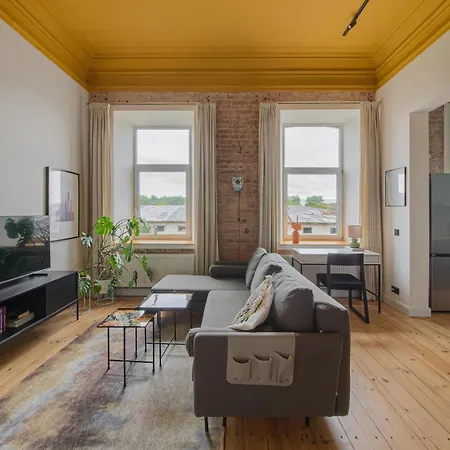 公寓 19 Century Heritage 2+2 *