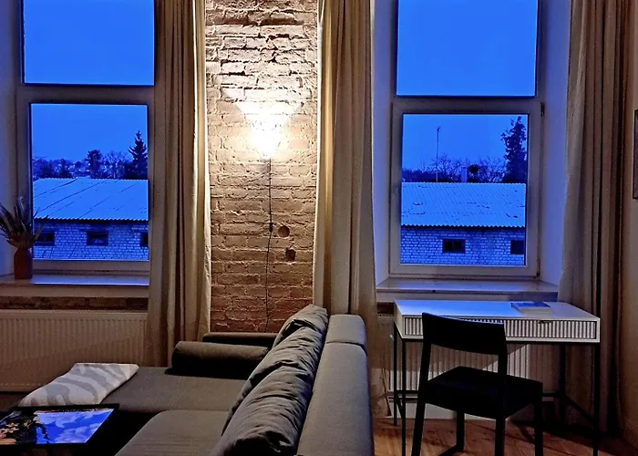 19 Century Heritage 2+2 *