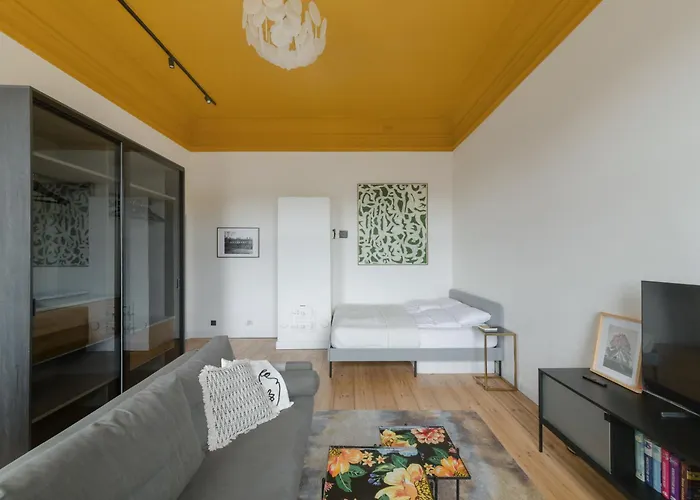 19 Century Heritage 2+2 考纳斯