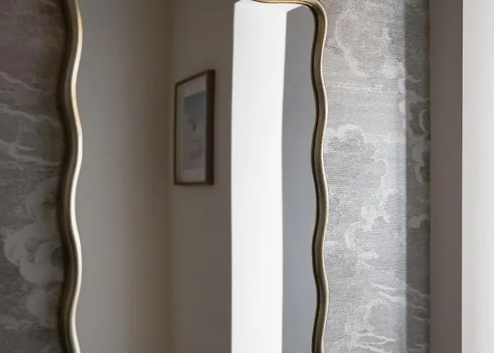 19 Century Heritage 2+2 *